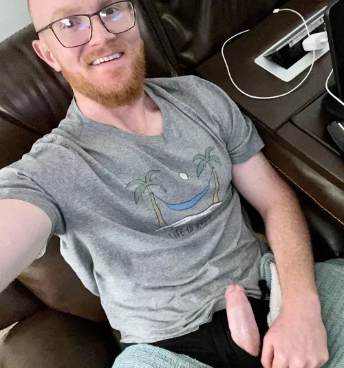 Sometimes it just pops out on its own lol 😆 by Junglewood1992