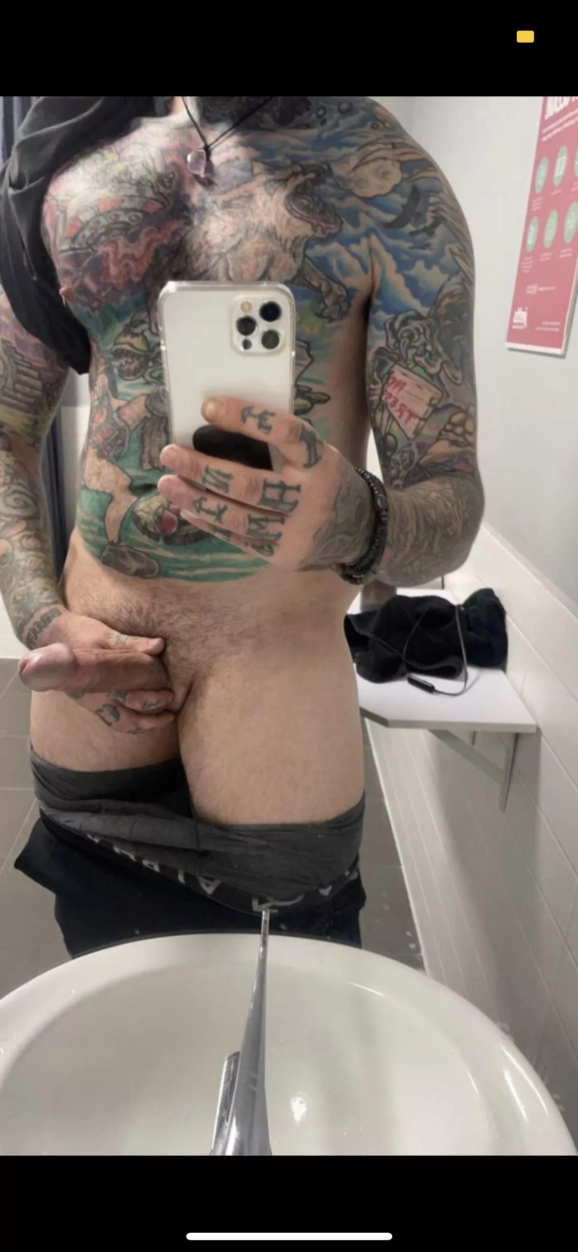 So[M]etimes you’re horniest whilst still in the gym posted by Dreads_for_days