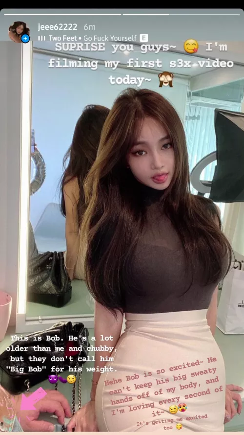 Somewhere in the multiverse, IG model Jeee622 posted this. If you were Bob, how would this scene go? What would you do with her? 🥴🥵 by Mr_MakeitNasty