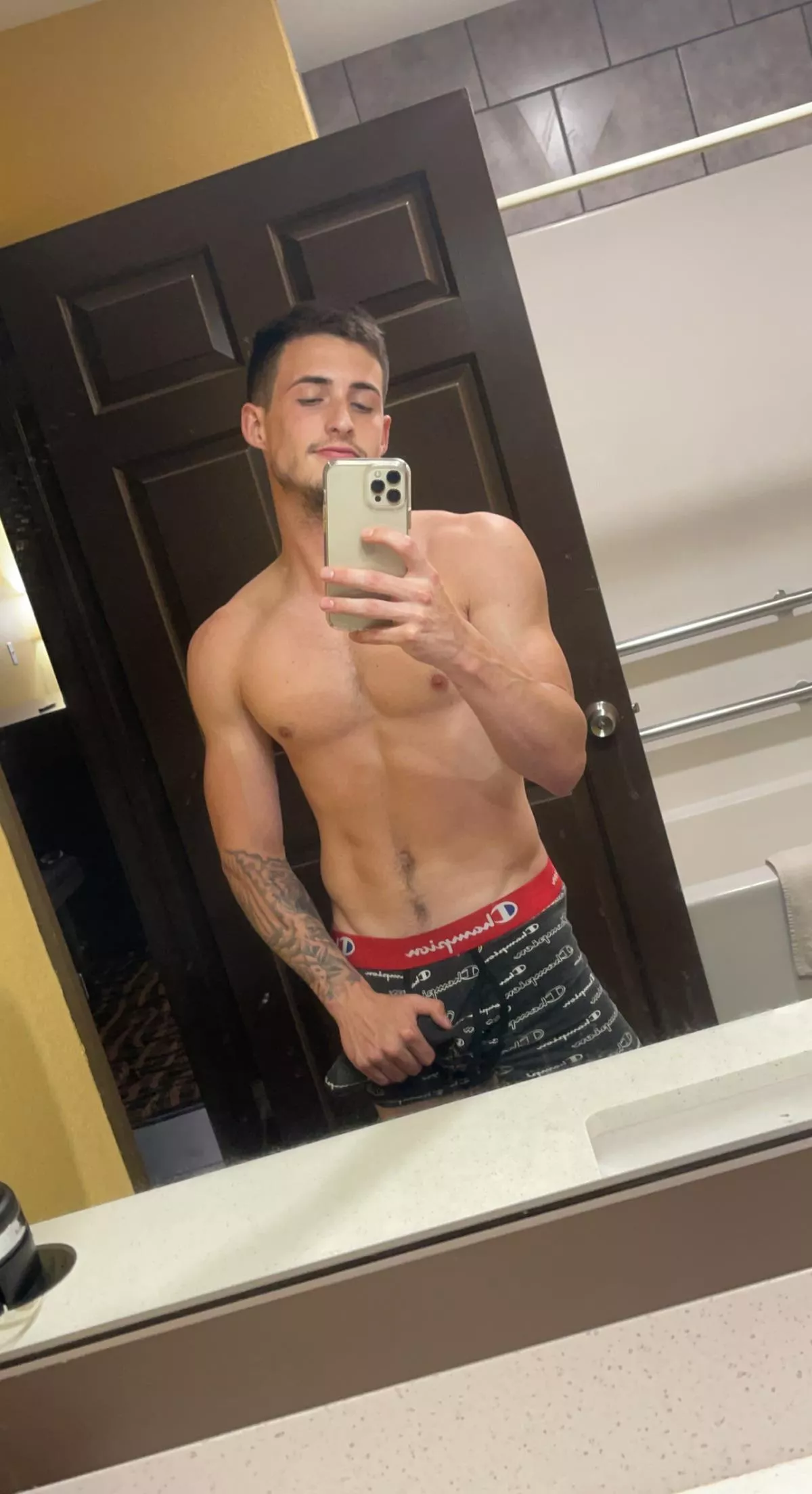 Sooo full who wants to empty me?😅 posted by MaxPriceOF