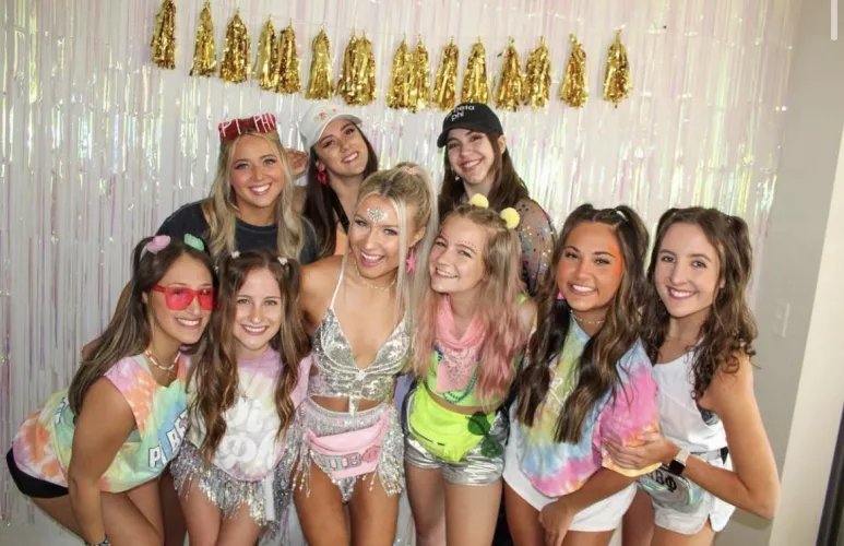 Sorority sisters [9] by pmmeurwetpussy