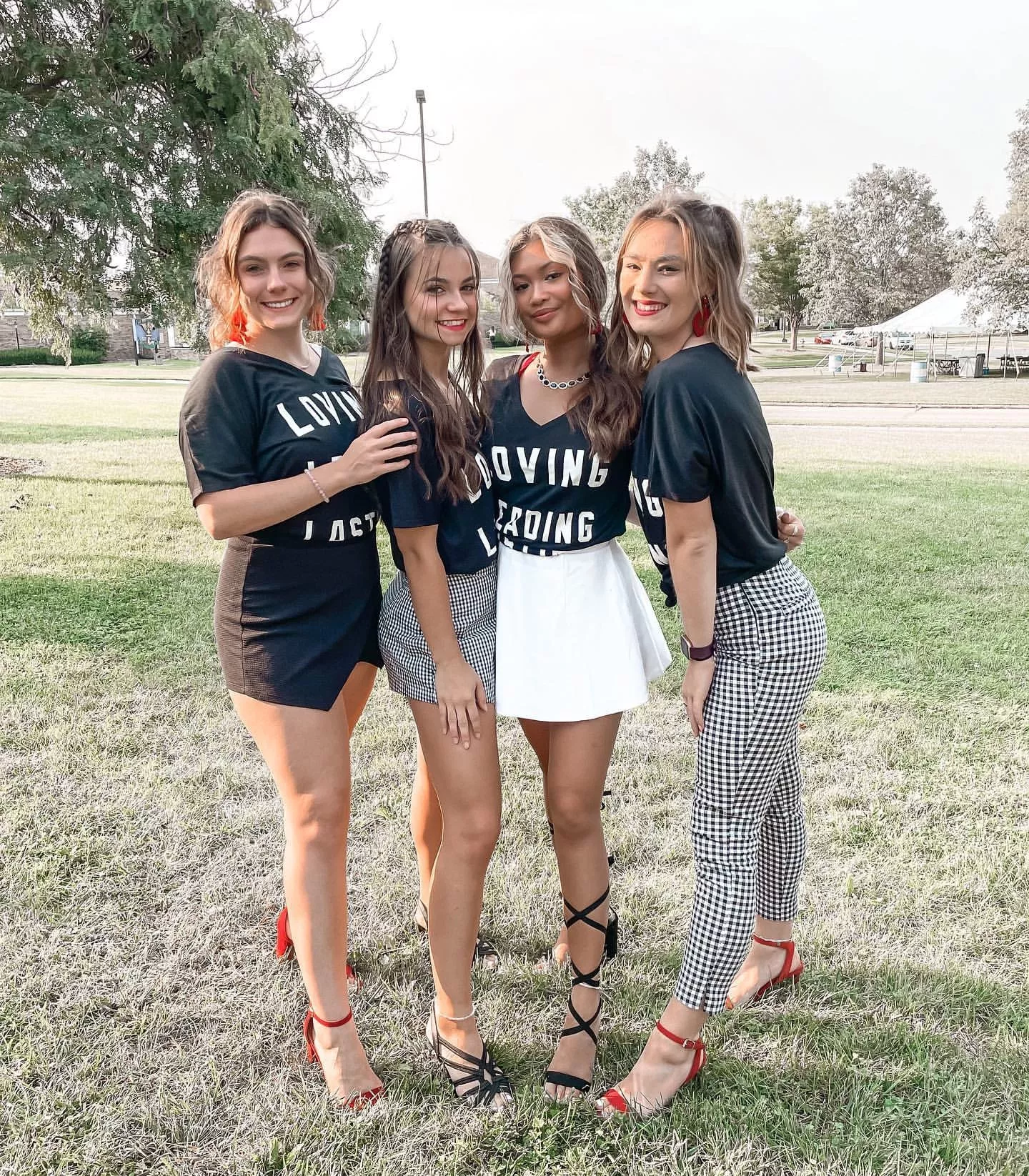 Sorority sisters posted by ThePinkTaco65