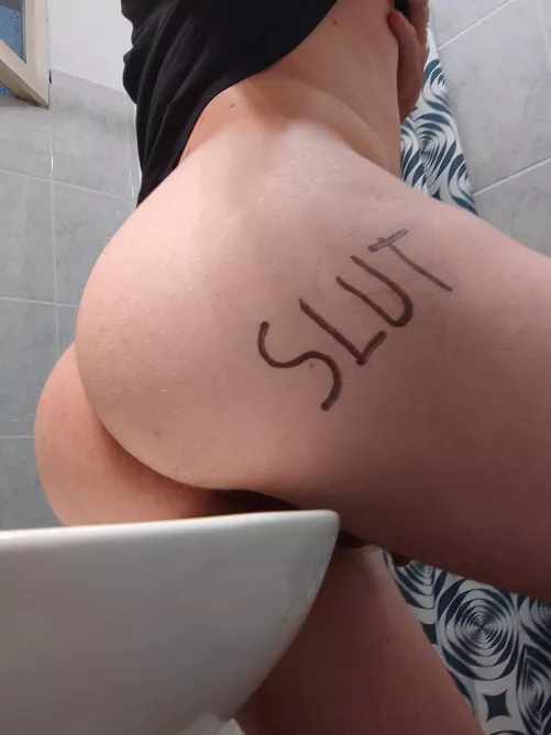 Sorry dad but i love to show off my ass to men on the internet. by summeradv