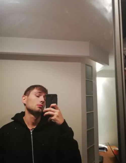 sorry for dirty mirror 😅 by matenxtdoor