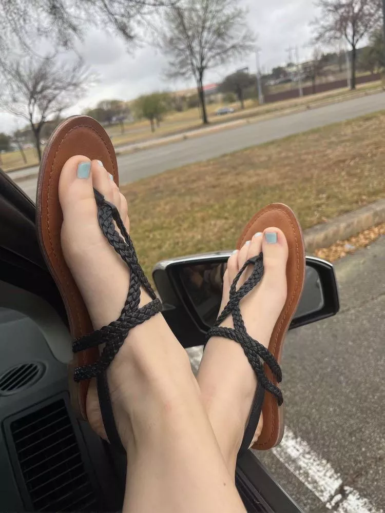 sorry for the late post. did y’all miss me?❤️😘 posted by Shybutter-fly_42