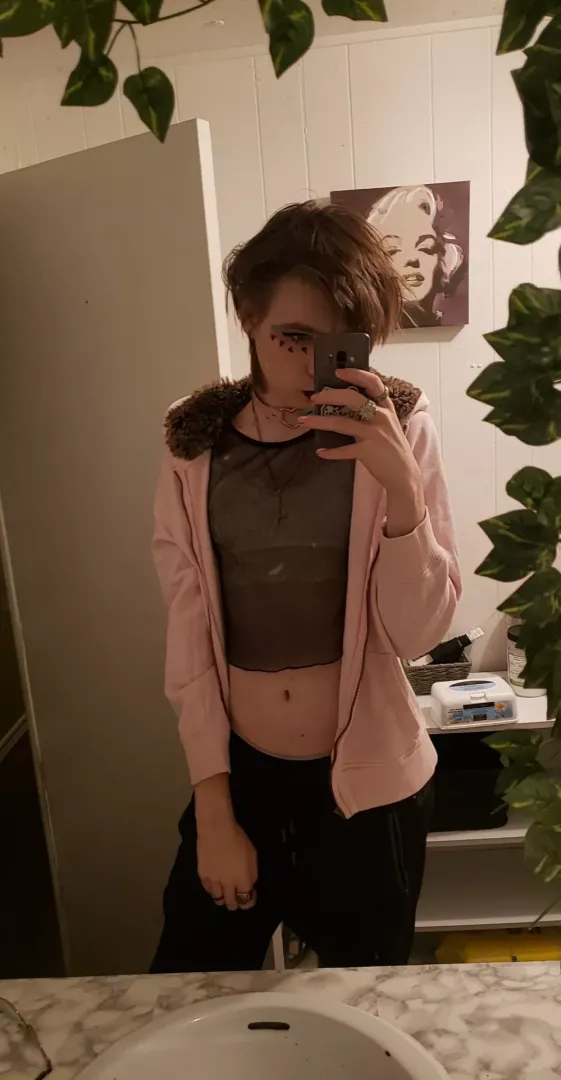 Sorta cute boi in full makeup, what will they do. posted by somethingcute03