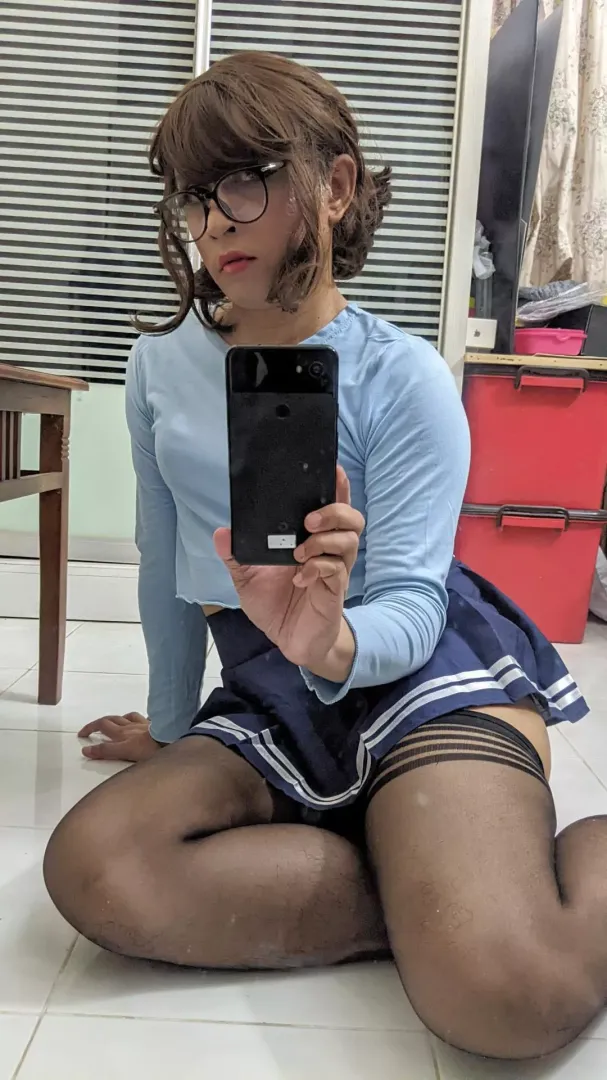South east asian femboy here, nice to meet y'all 🥰 posted by Shimiru_Ichika