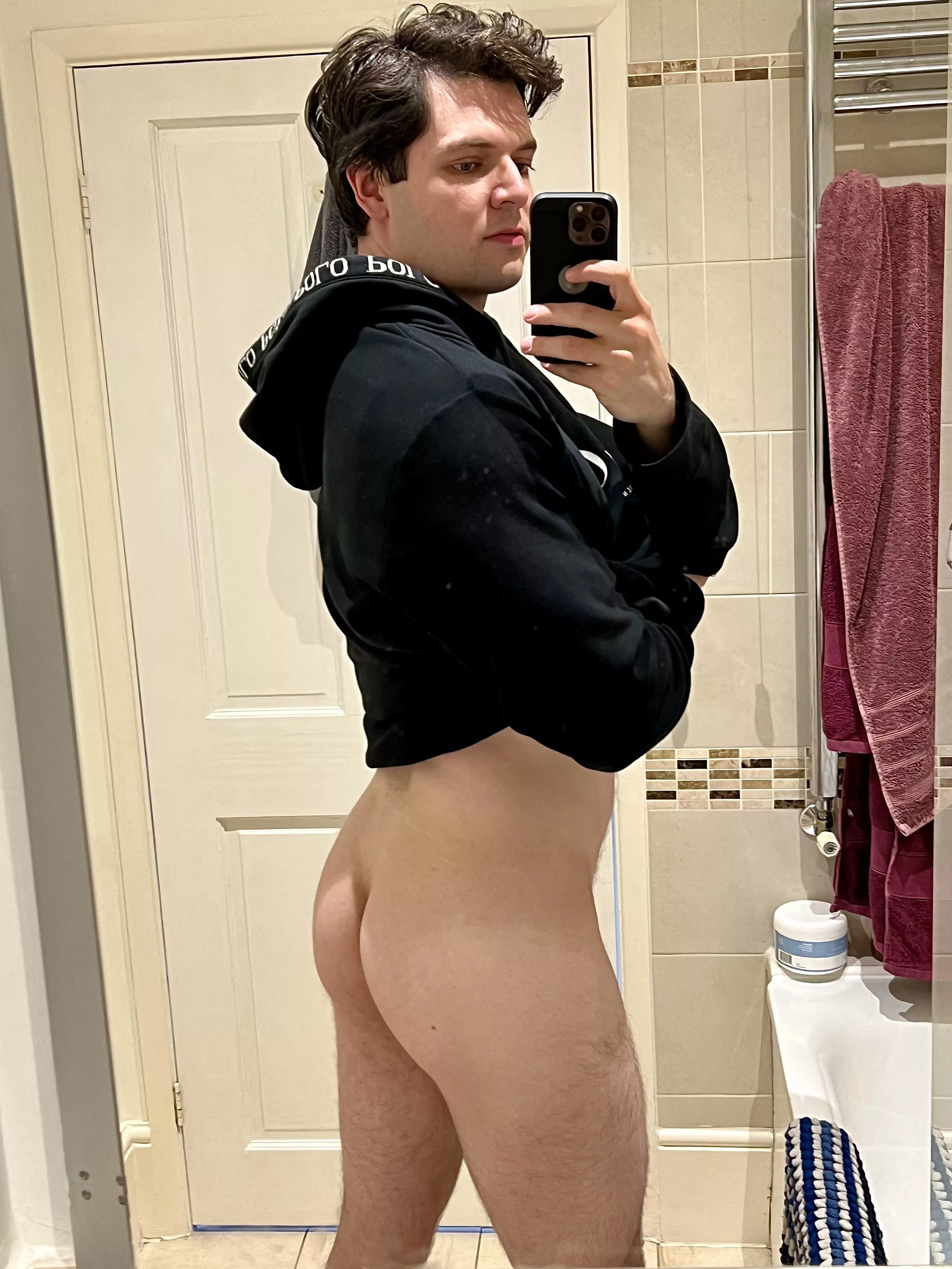 Spank me posted by ephebee