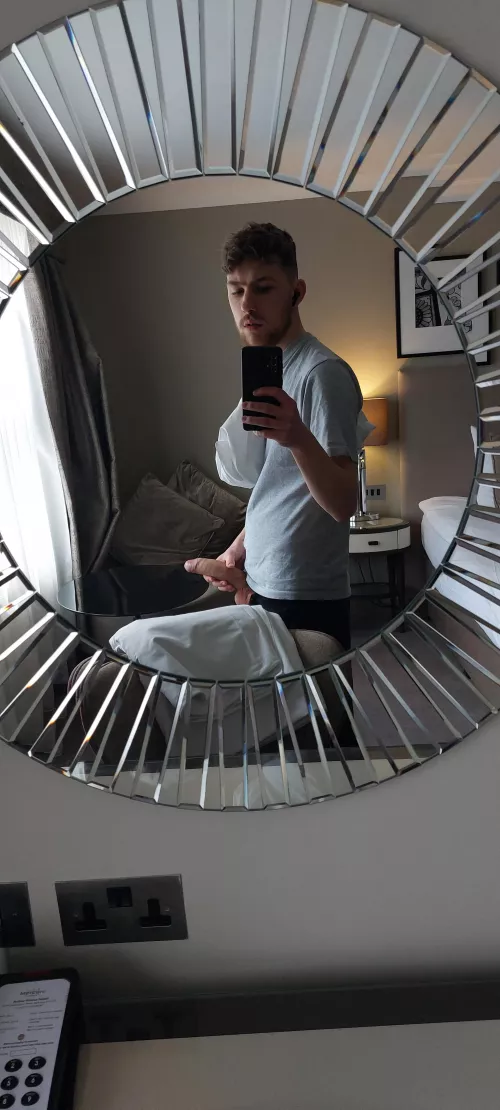 Spare a thought for the horny housekeeper cleaning your room! by AltLostSoul