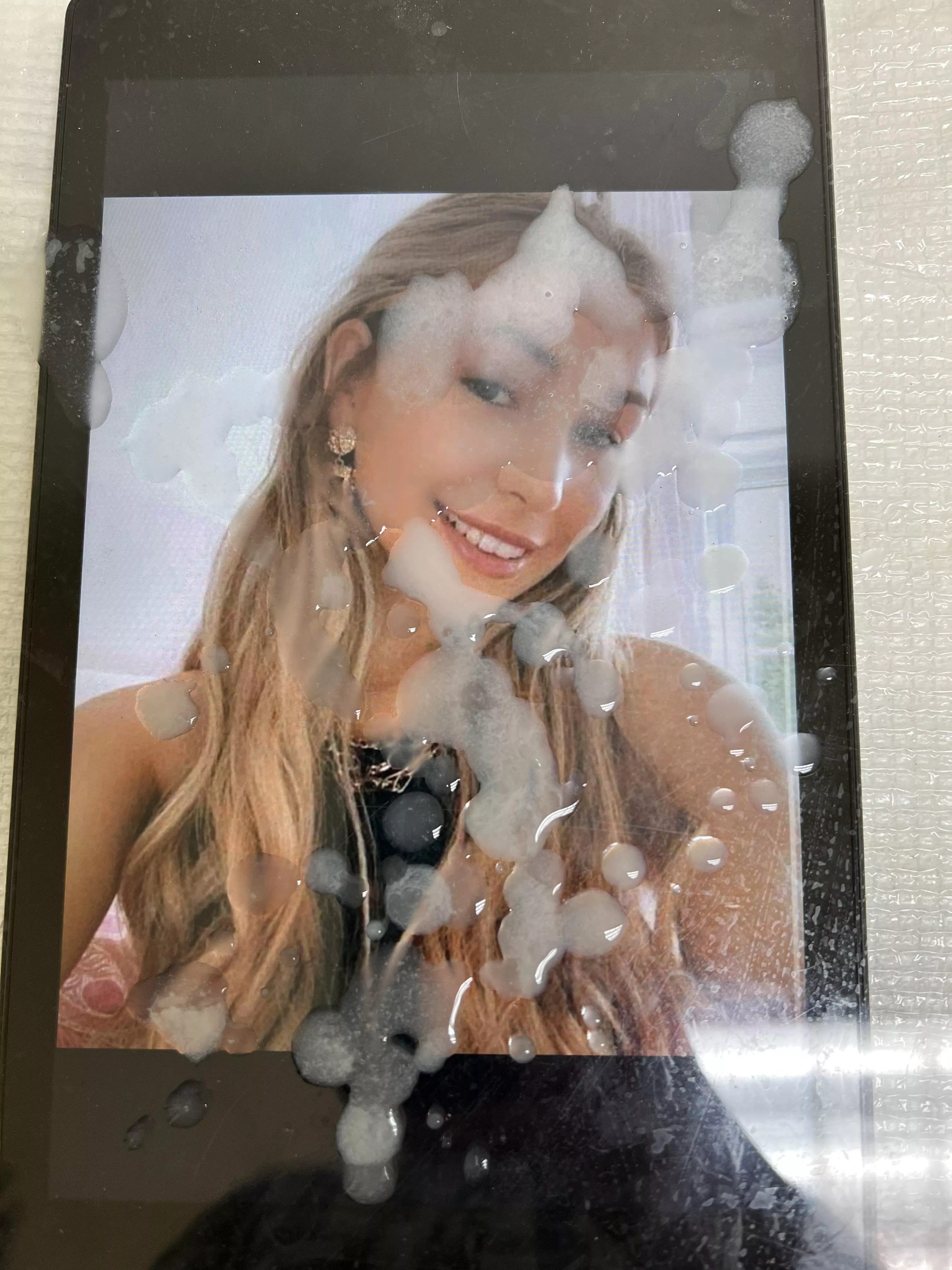 Sparkling blonde! posted by merbs88