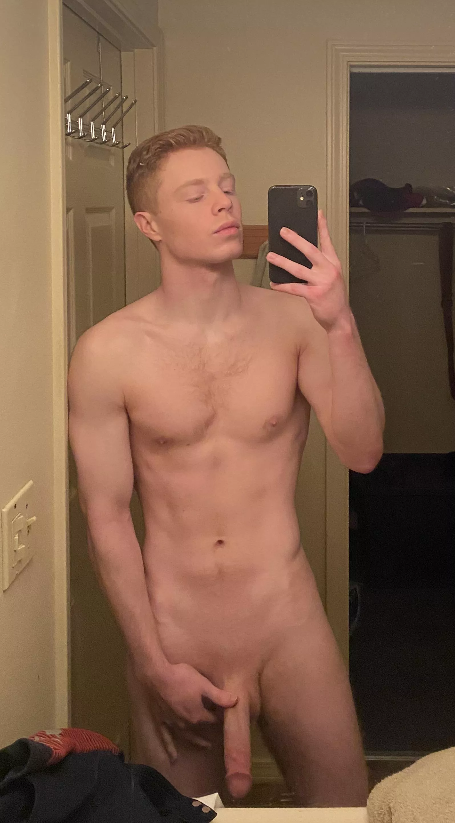 Spent the night at a friends and got really horny before my shower. posted by [deleted]