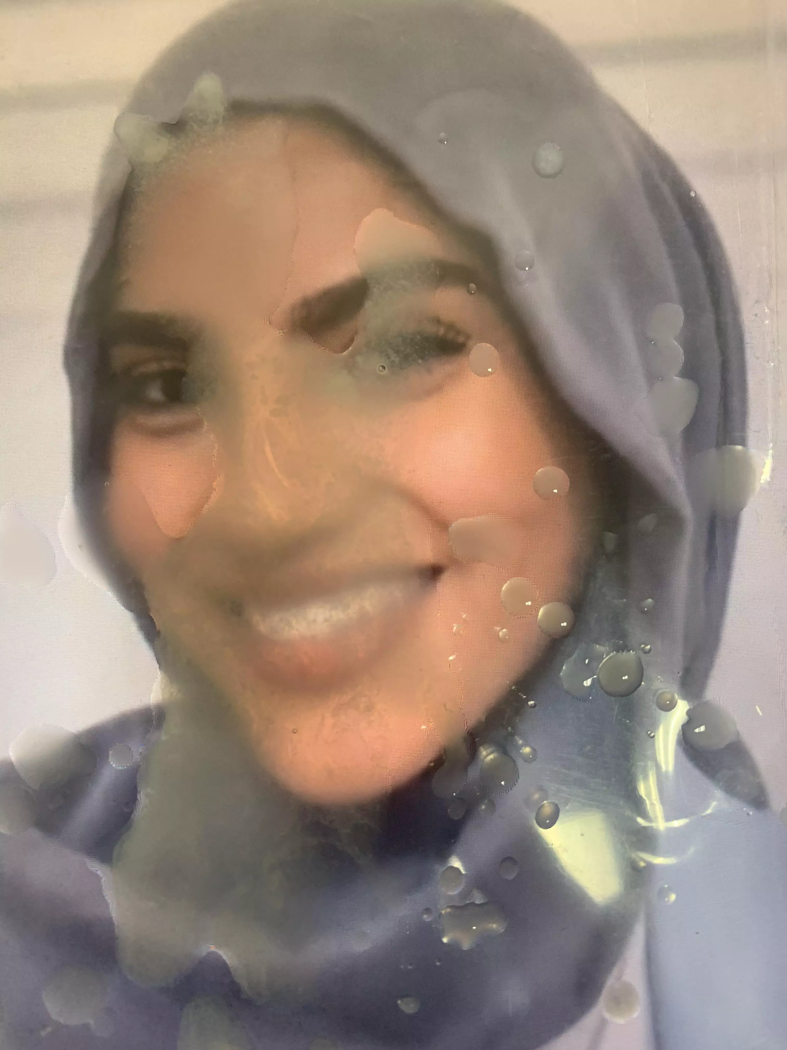 Spraying this hijabi's great smile! posted by merbs88