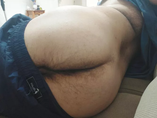spread my cheeks and check my hairy crack :) by bottombear1984