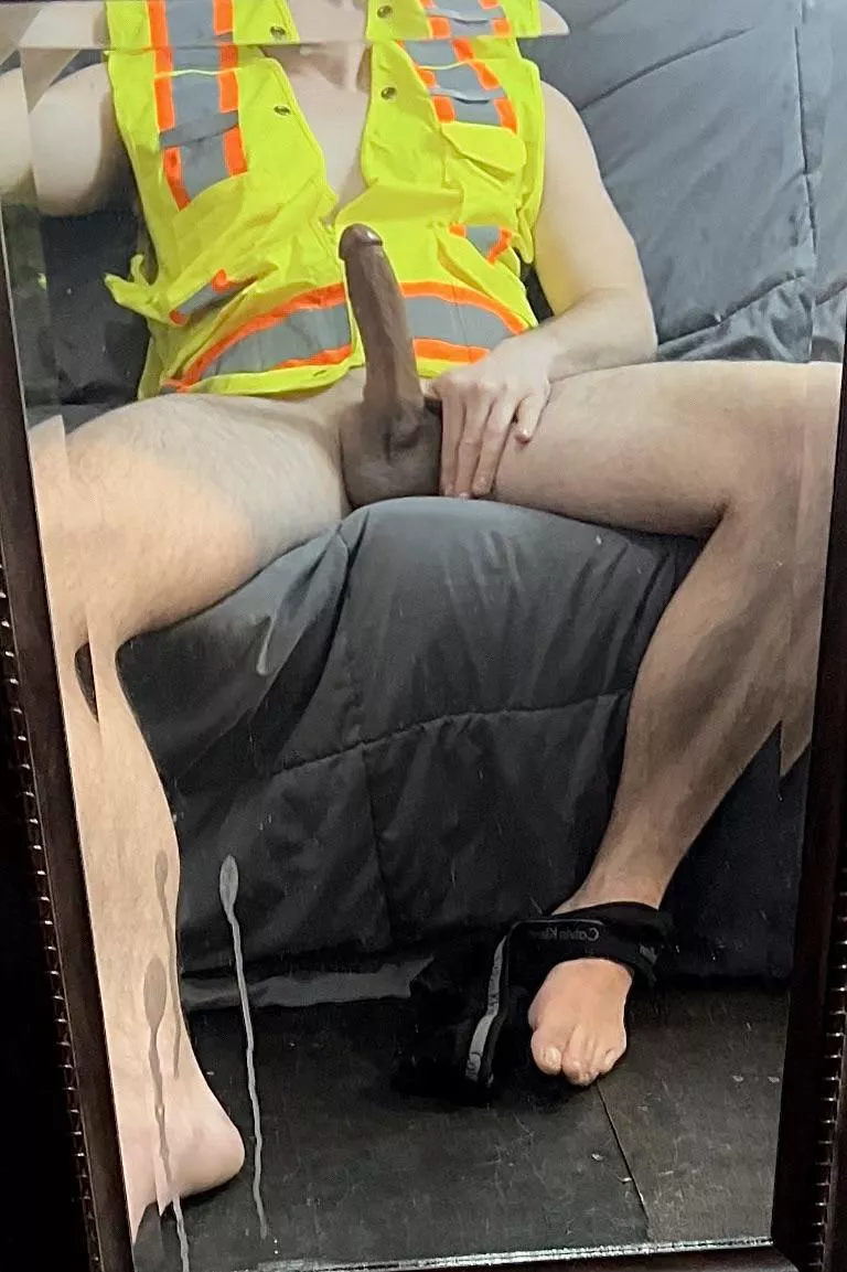 Squat on this cock posted by Hungmilitarycock
