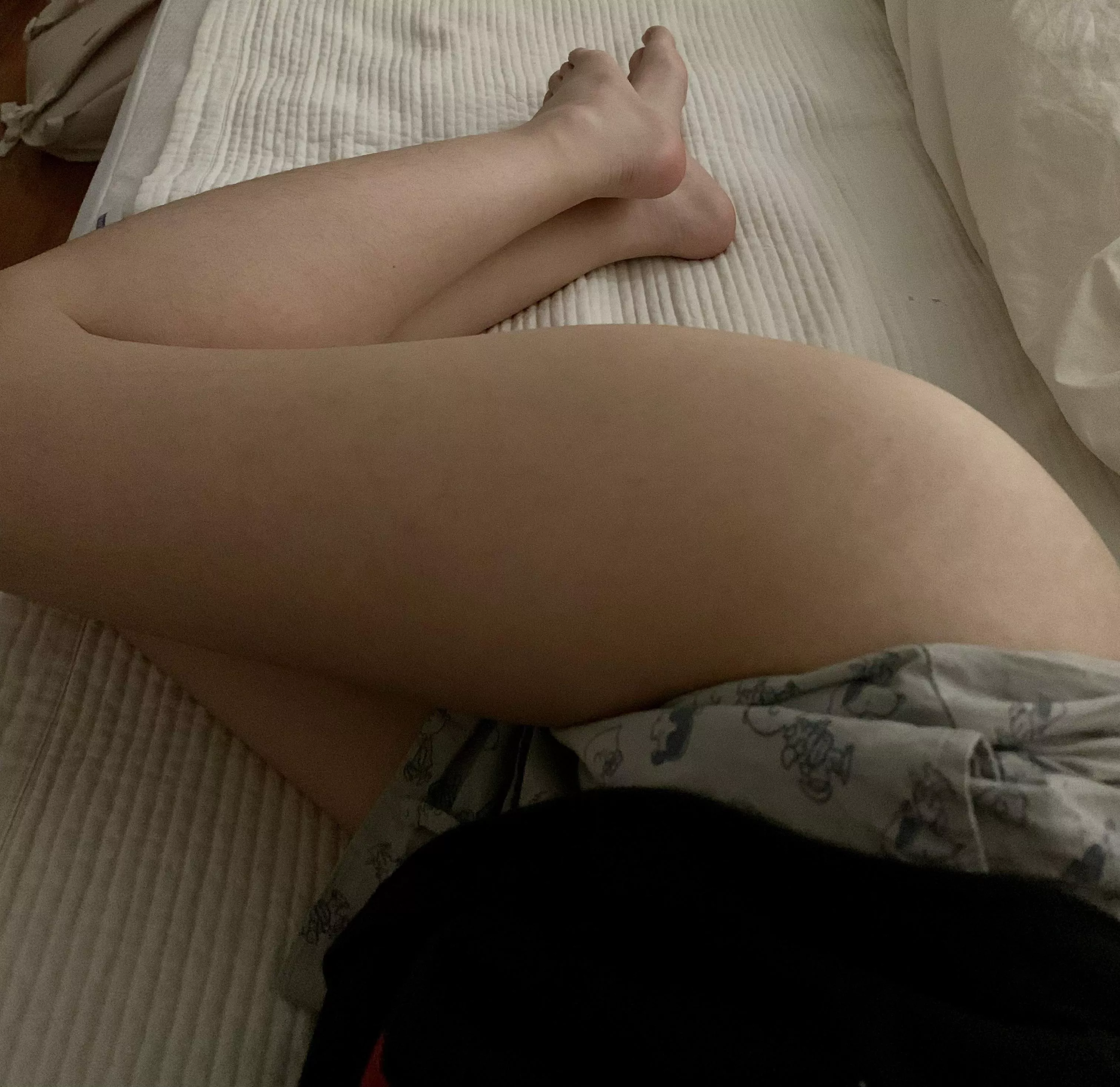 Squeeze me like a stress ball💞 posted by lemilynextdoor