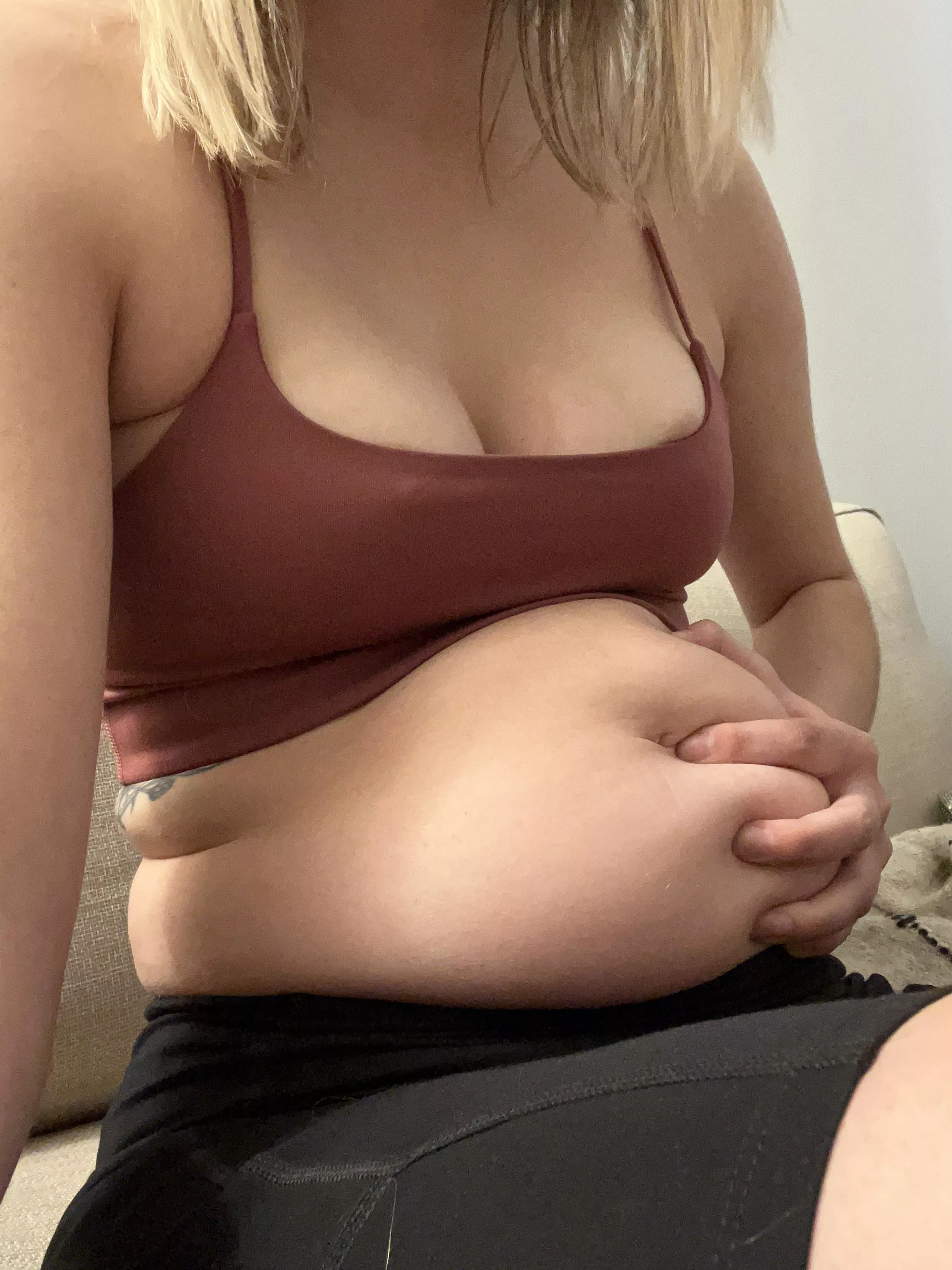 Squish posted by Danibellybabe