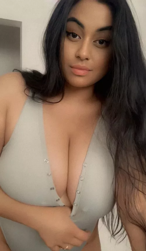 Sri Lankan x Chinese x Indonesian by smeshnanda