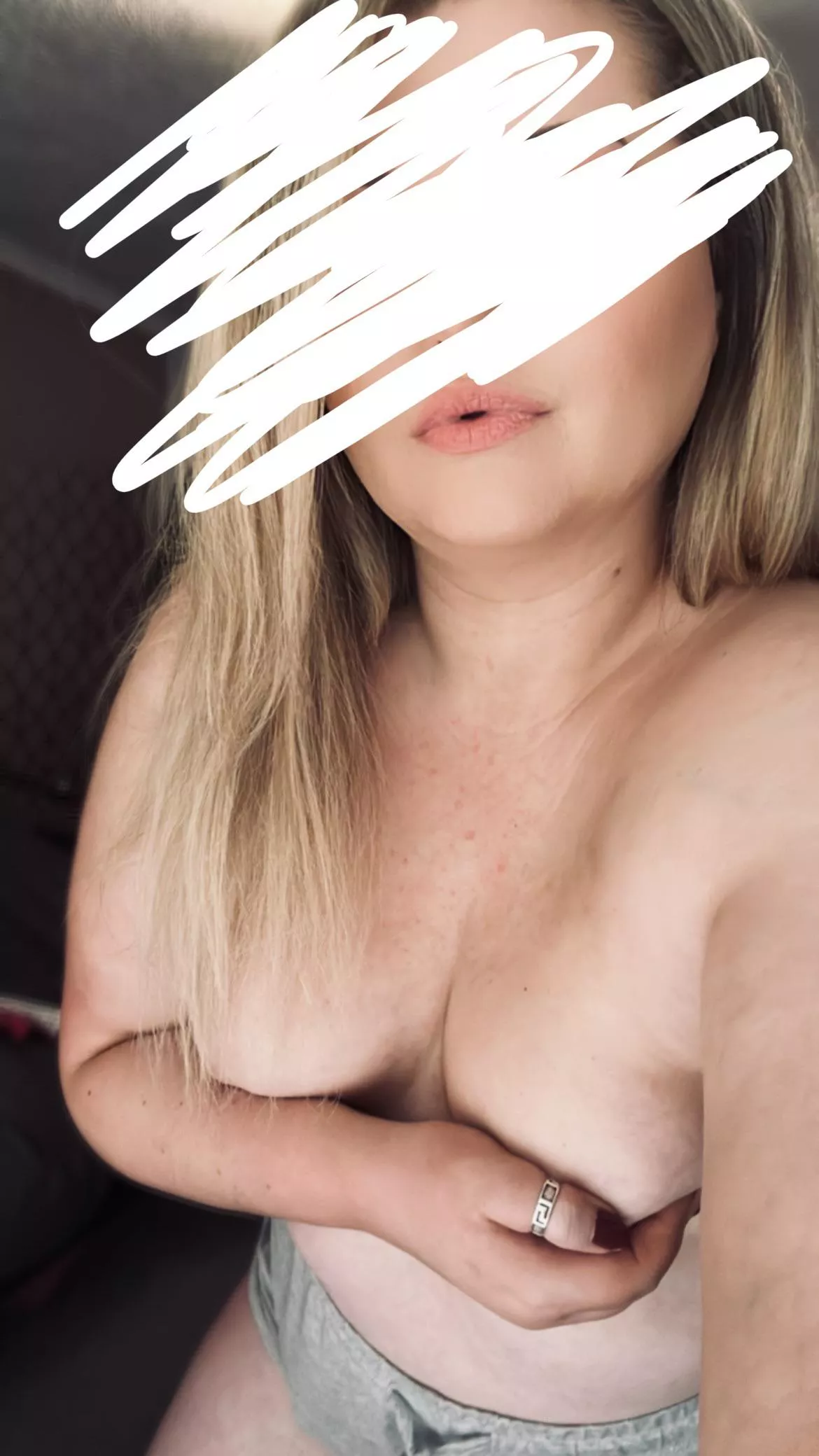 [ST] f28 posted by peachxxxy