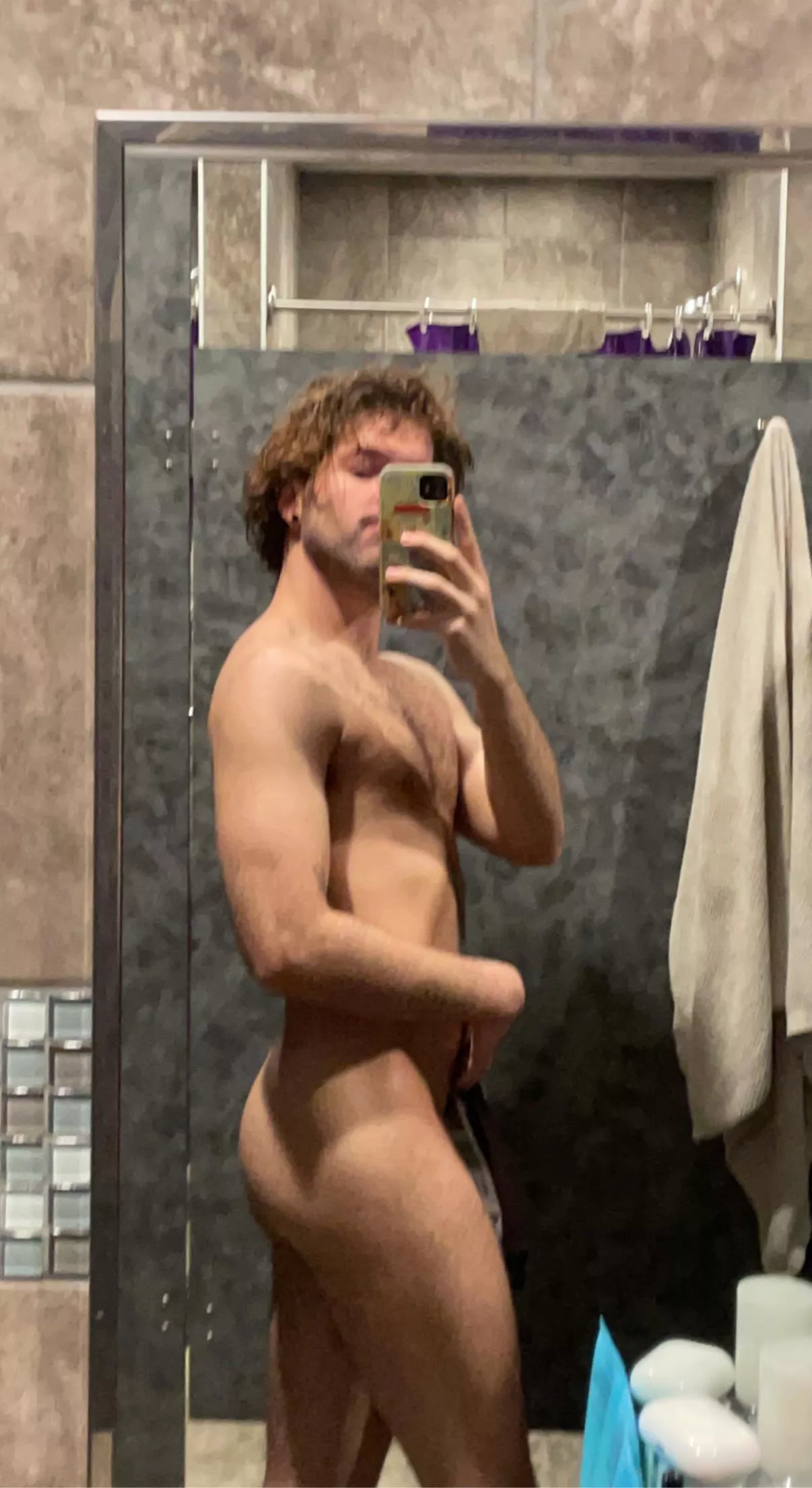 Stair steppers are starting to pay off what do you bros think? (24) posted by itsleeumm