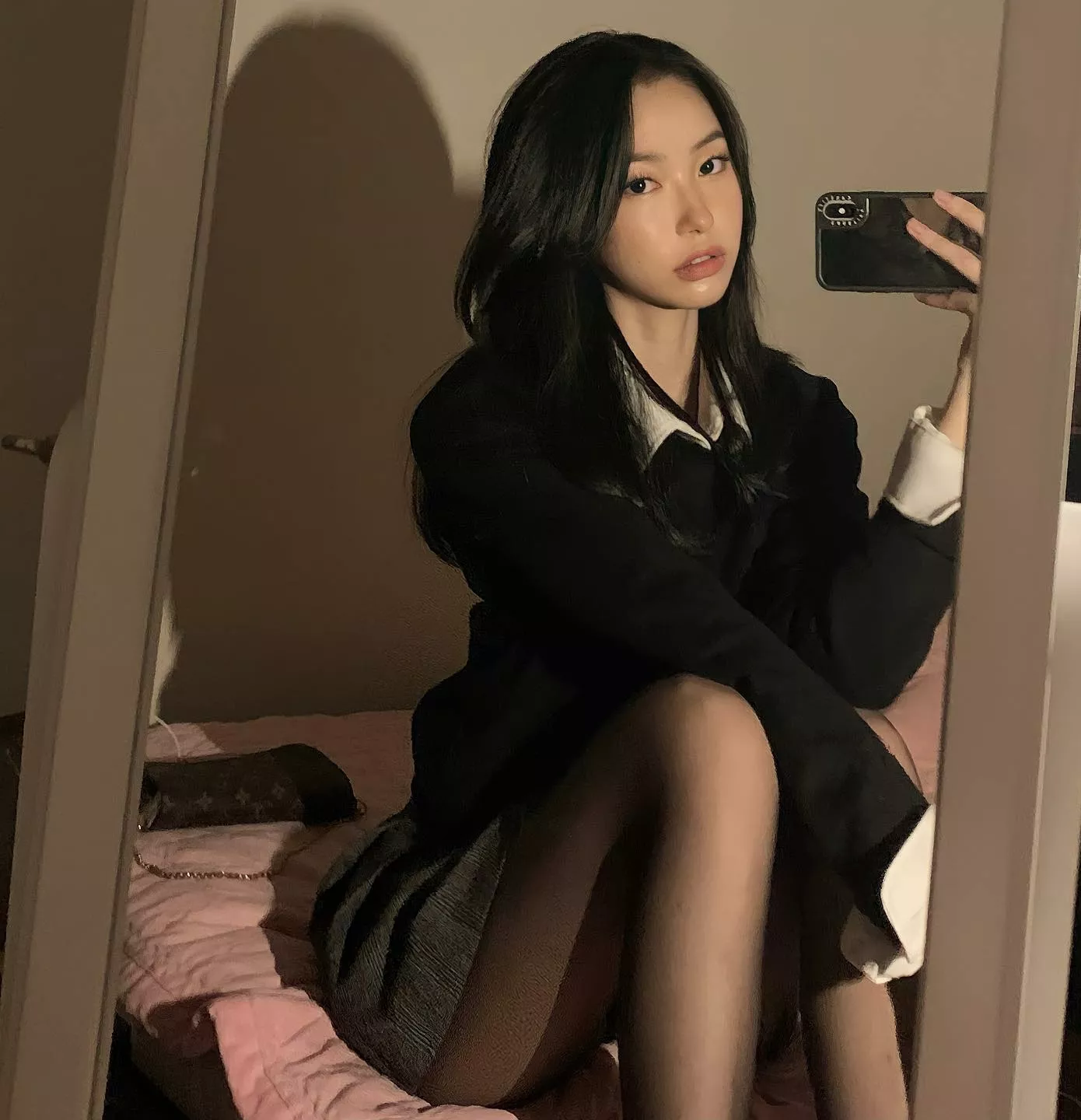 Stare posted by WetAzzPuzzy