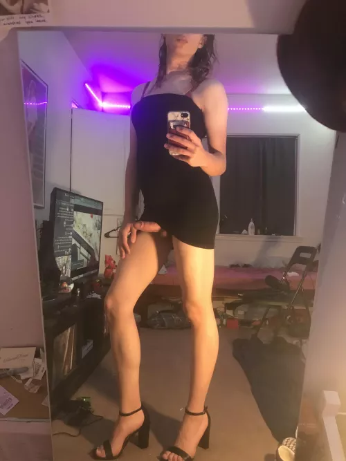 Staring is fine, encouraged even 👀 by BetterThanStarlight