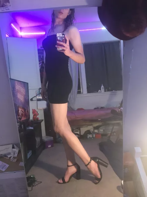 Staring is fine, encouraged even 👀 by BetterThanStarlight