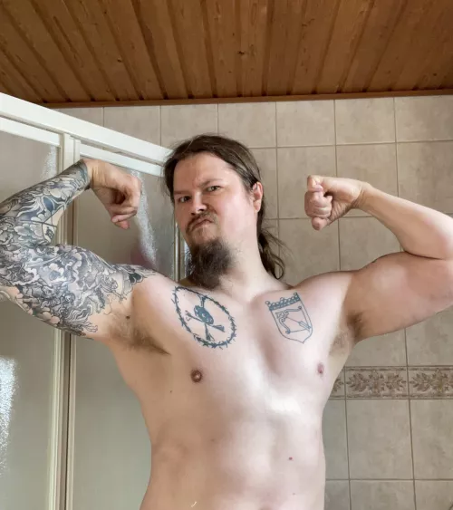 Starting my cut today by hailsathanas