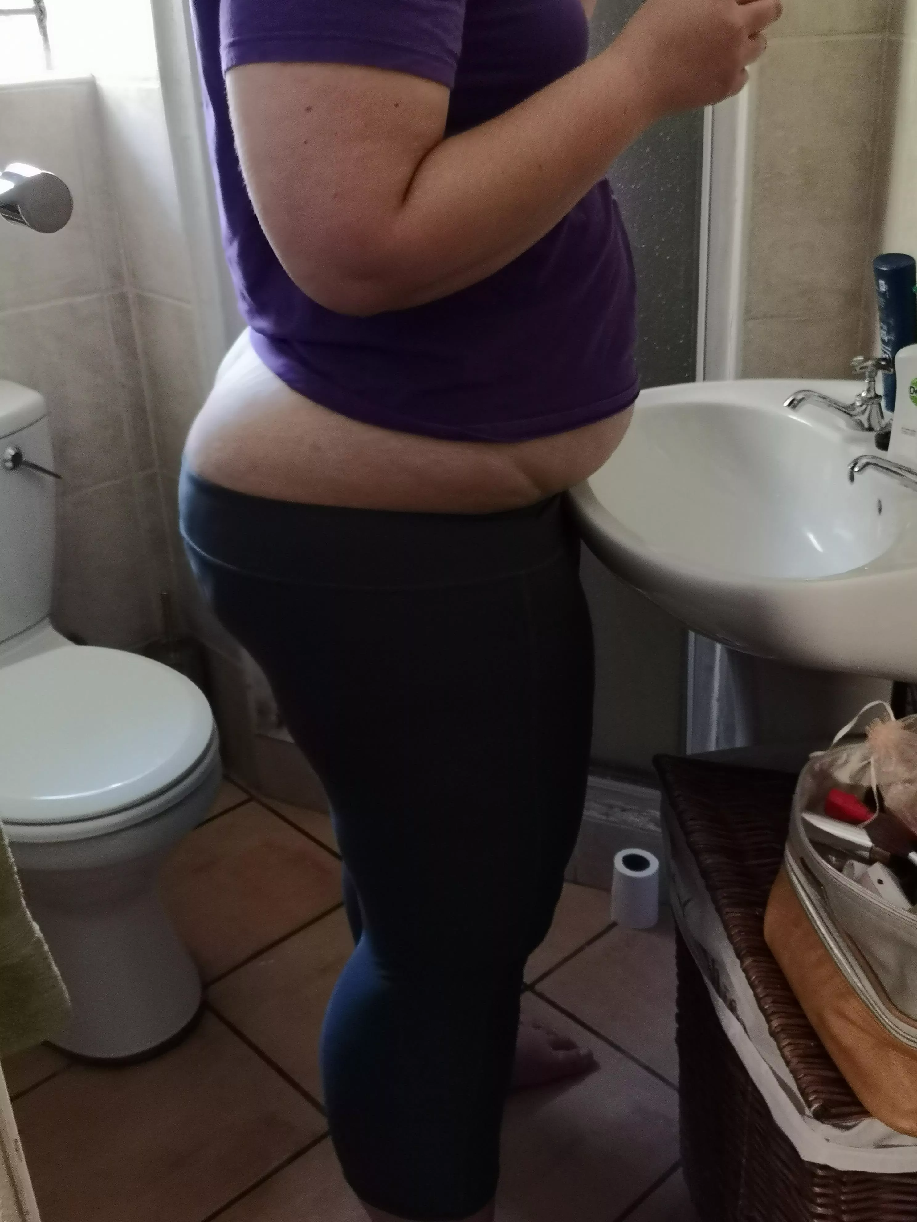 Starting to hang! fatten me up more! posted by Key-Nefariousness842