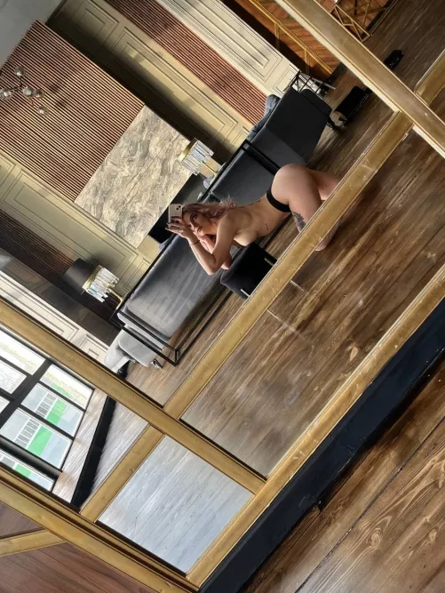 Stay cool with me by Yuu-s3nzh