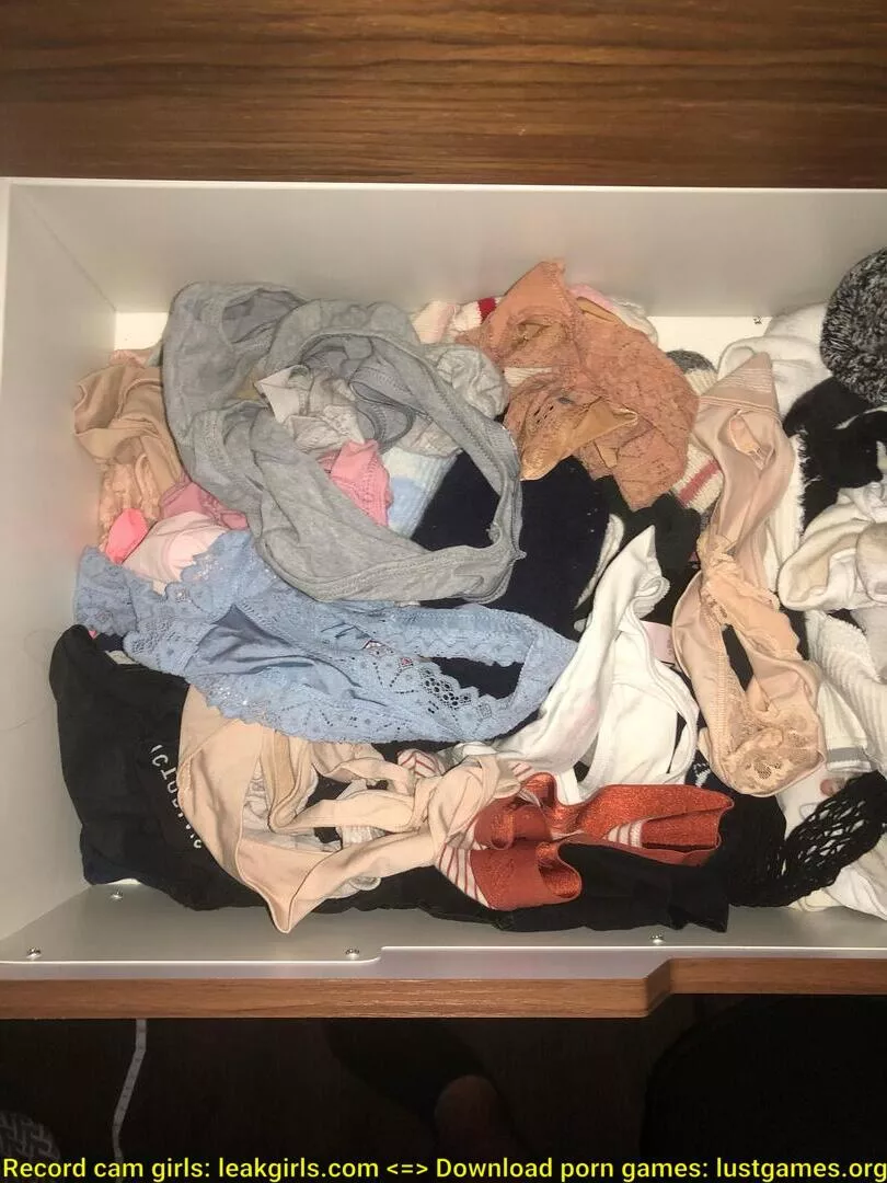 Staying in a girls room for thd night, she’s abroad, can’t wait to take a pair posted by Leading_Cupcake3012