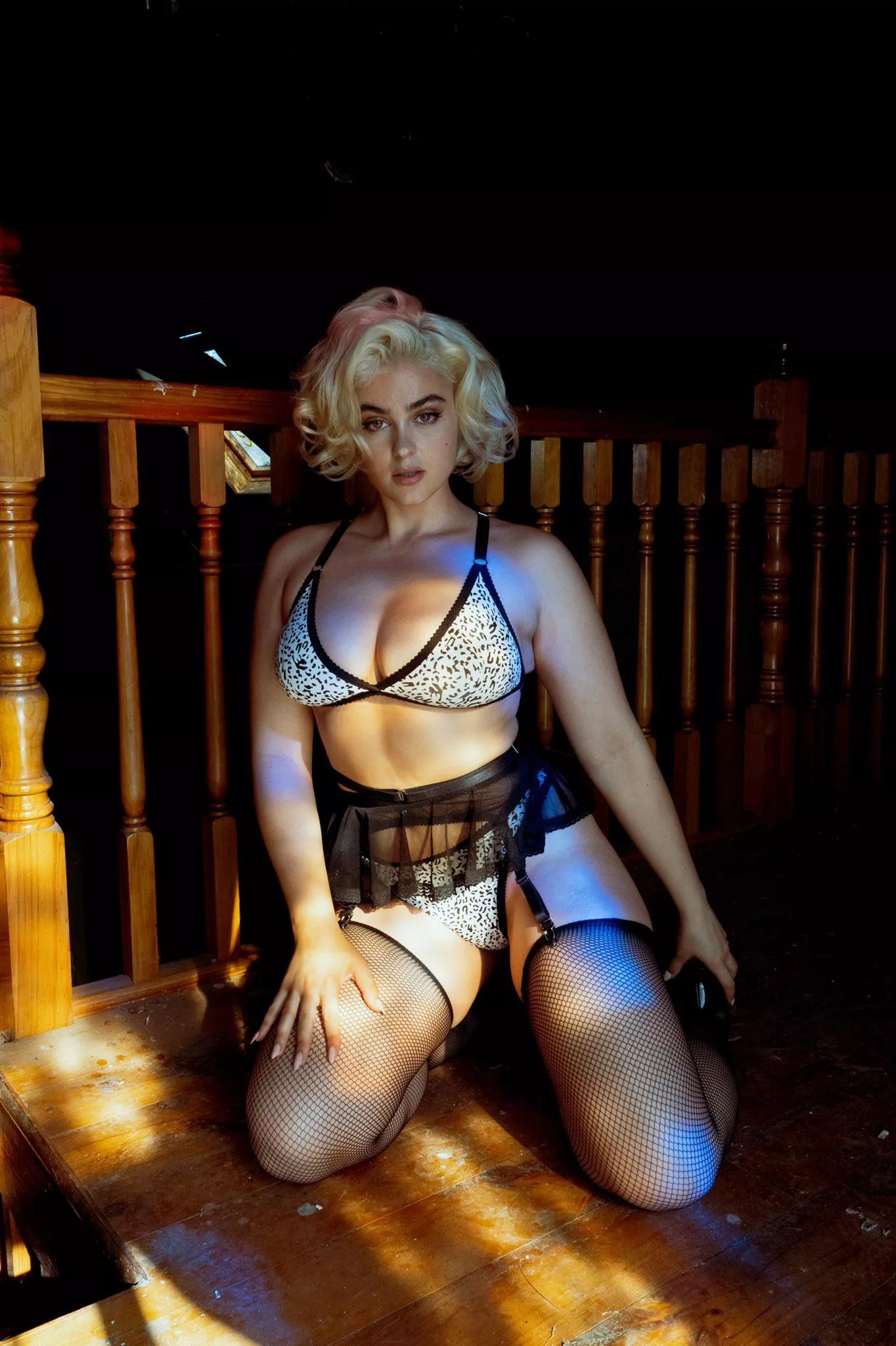 Stefania Ferrario posted by mynipnops