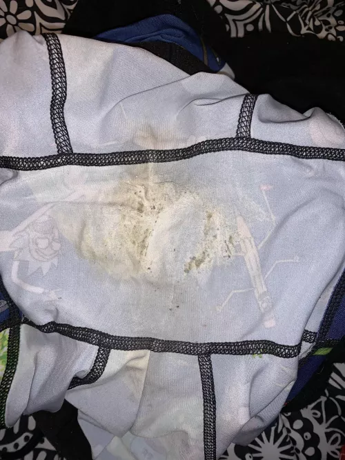 Step sisters left a mess in her spandex shorts by aaronturner11