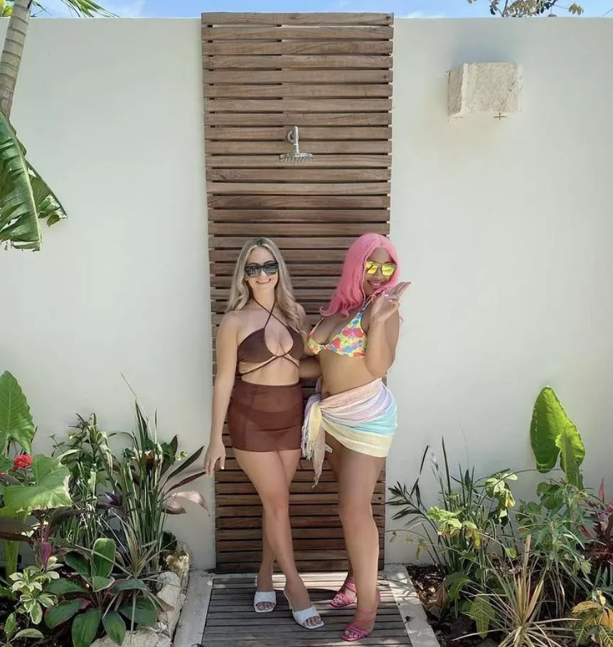 Stephanie and Spicy V posted by PowerInspector