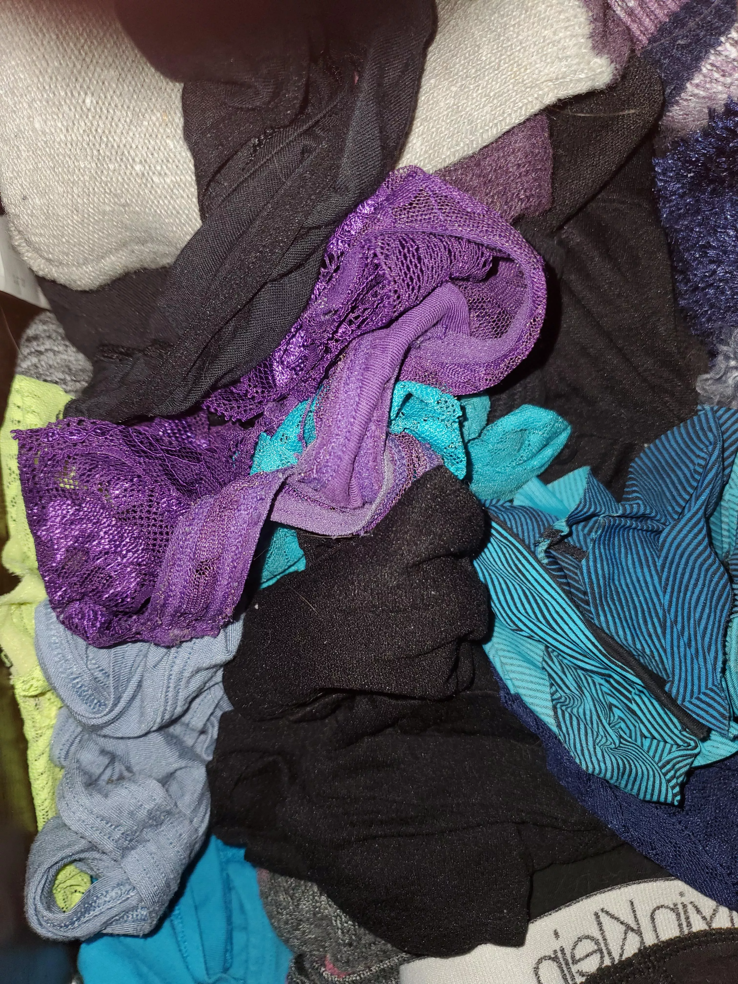 Stepmoms panty drawer posted by Mobslayer_Doge