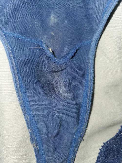 Stepmoms pussy must be soaking wet today🤤 by Mobslayer_Doge