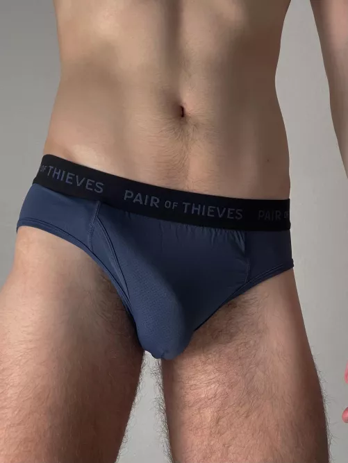 Sticking up by MysteryManOF