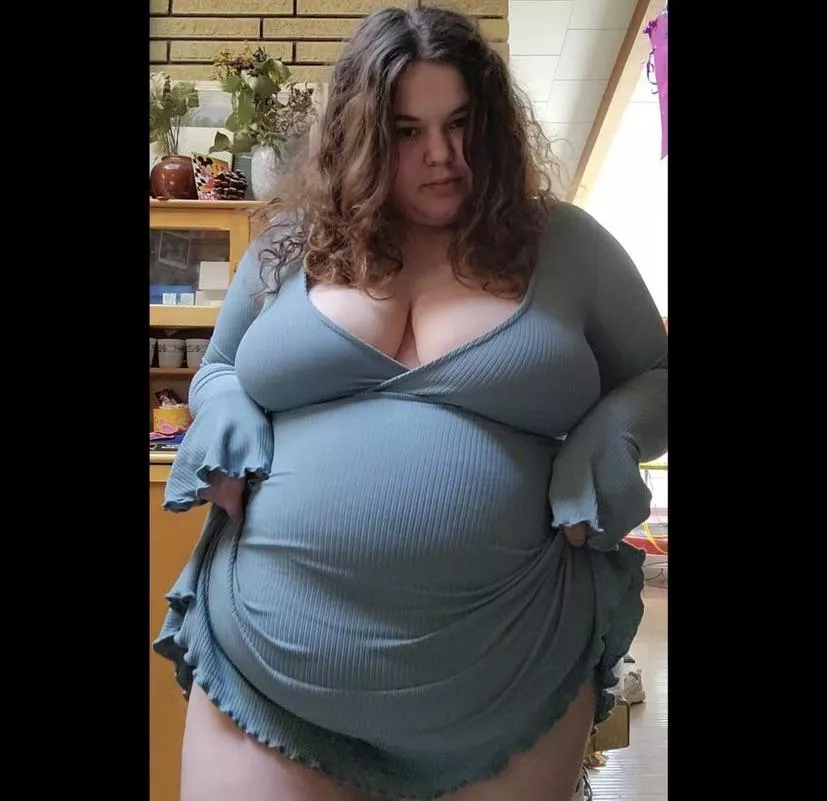 Still looking for a feeder😪 my goal is immobile and I’m looking to have fun getting there posted by Penutbuttercup