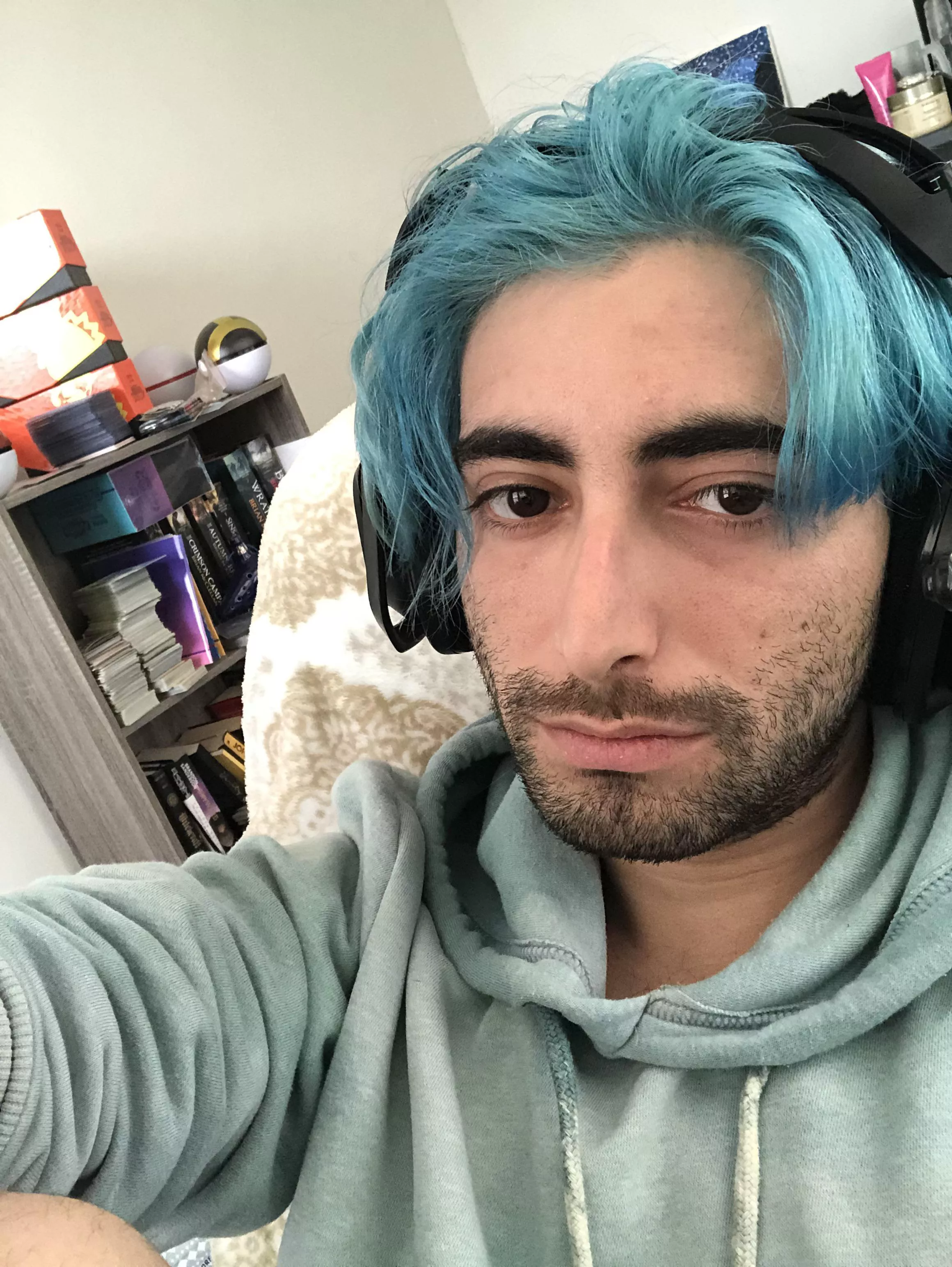 Still looking for a Valorant daddy: blue edition posted by dickandsticks