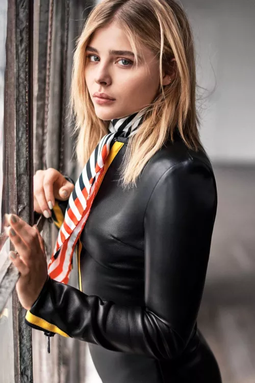 Still throbbing for Chloe Moretz by purplepaintdrying