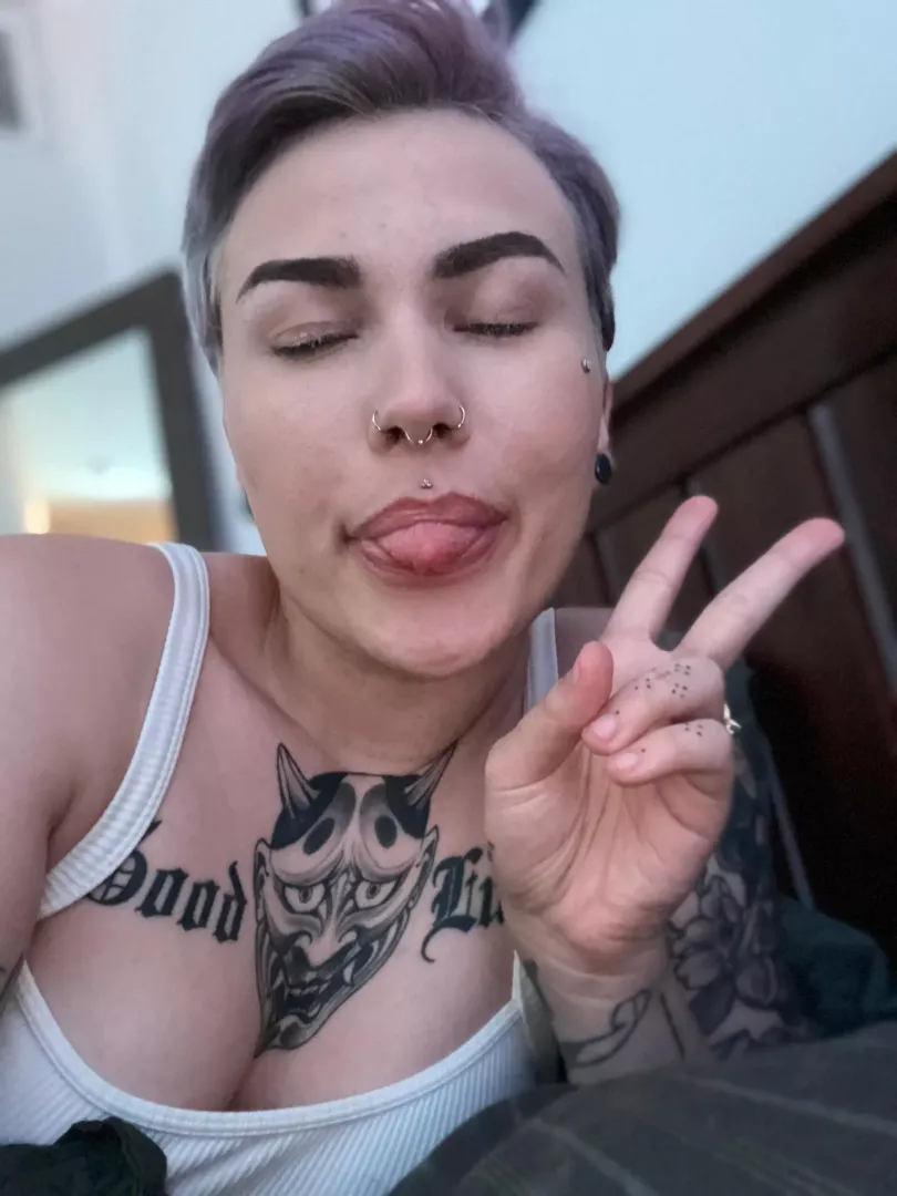 Still wet from waking up horny 🥵 by Furious_Jew