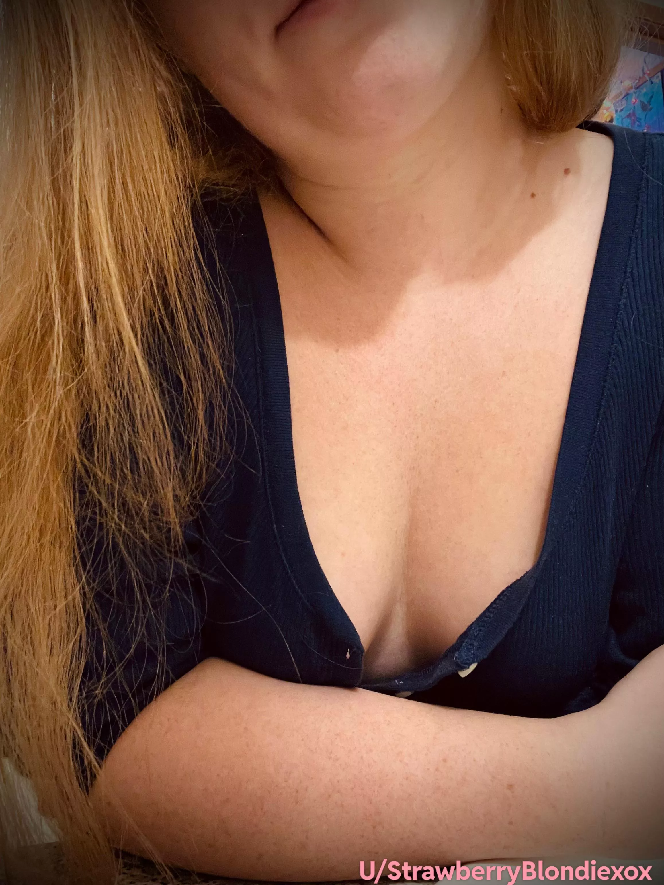 Strawberry Blonde With Freckles For Days! 🍓🤤 posted by StrawberryBlondiexox