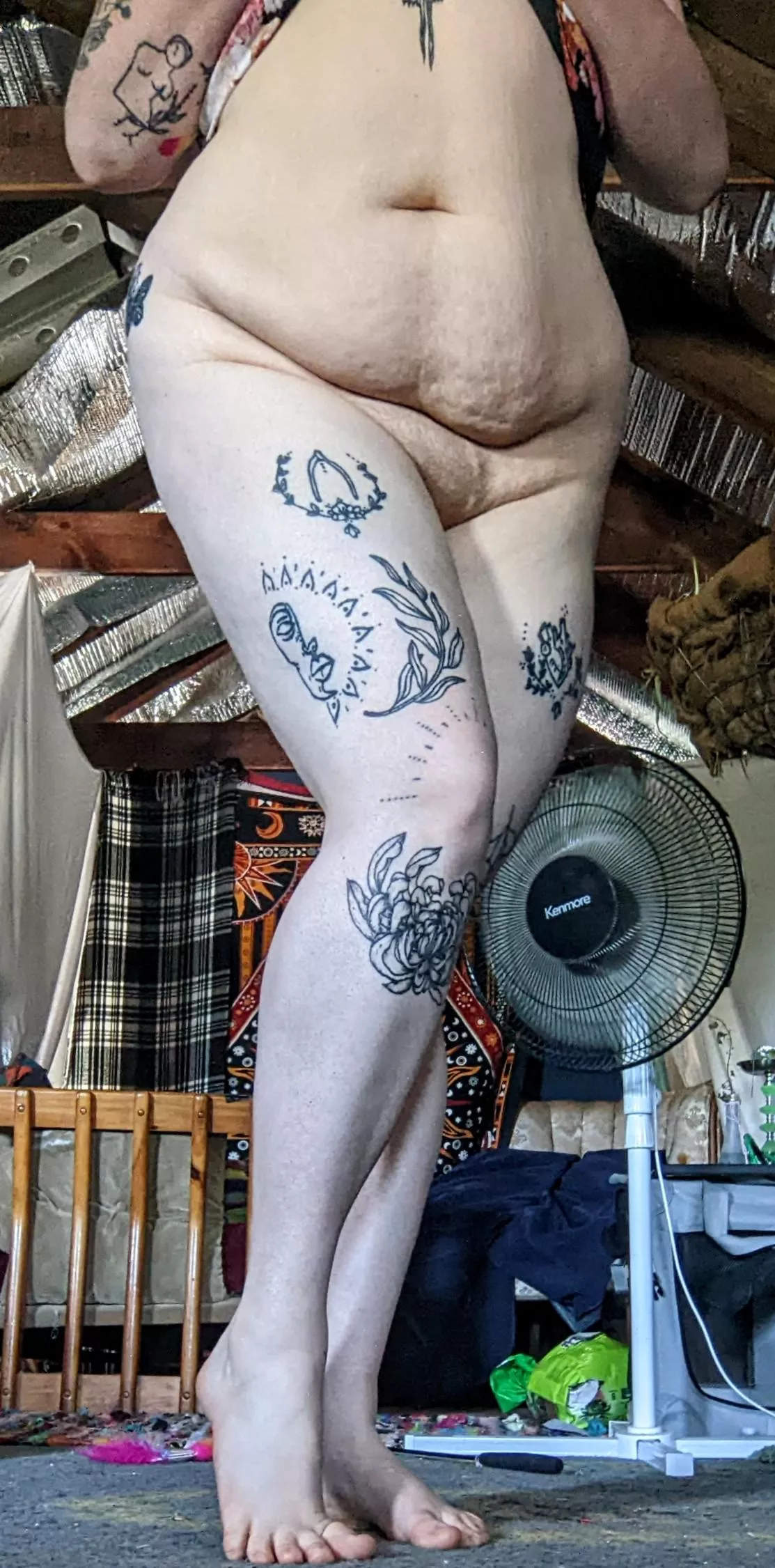 Stressed, depressed, and looking best undressed 💋 [f] 6ft posted by myanontittypage