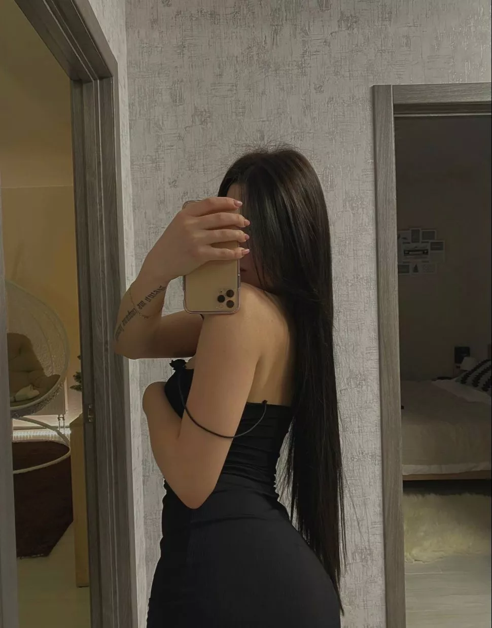 Stretching my ass before you stretch me posted by thestingytraveler