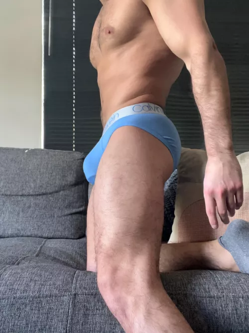 Stretching out the front back by Iflyvny1023