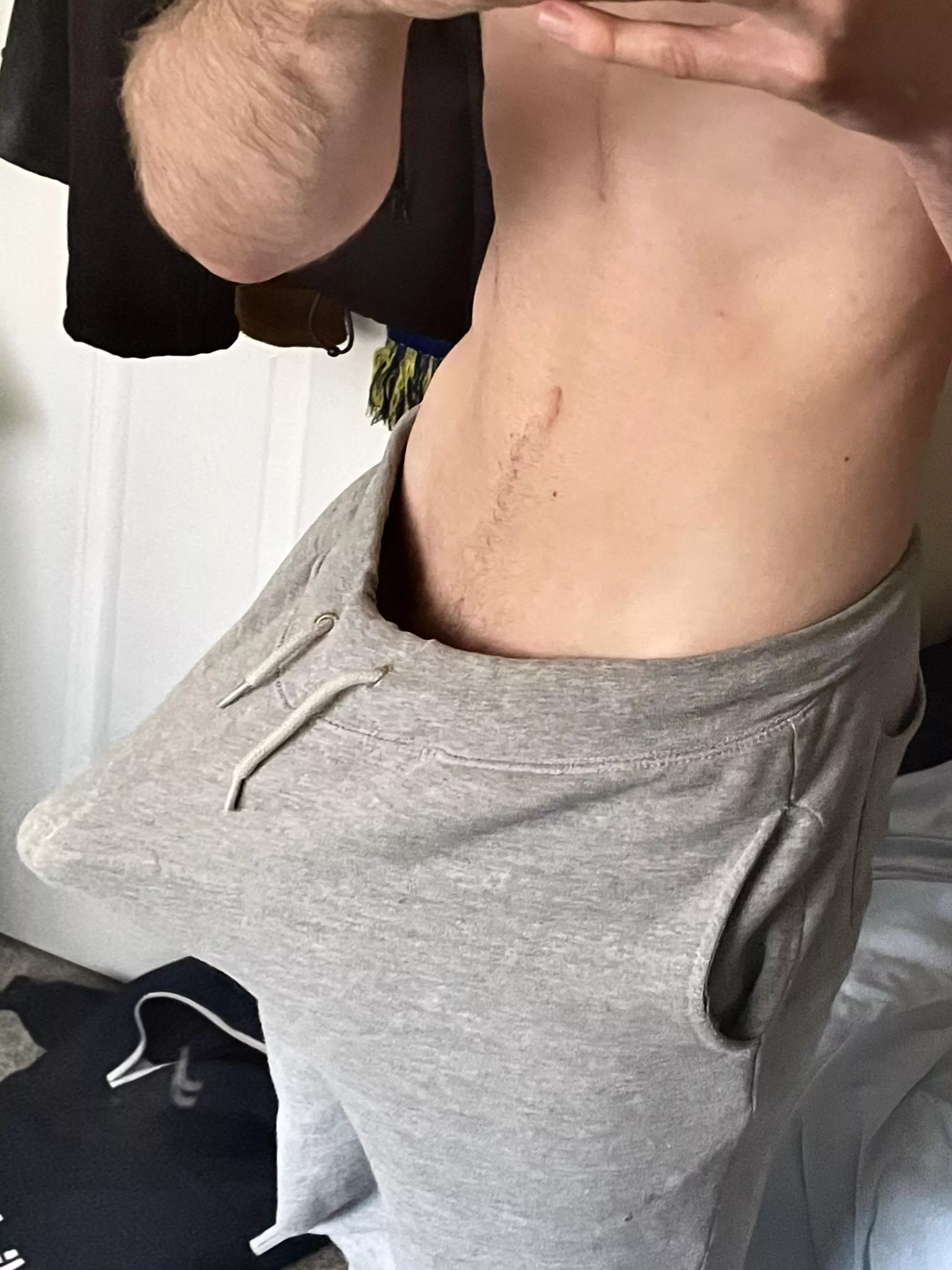 Stretching out the ol’ grey sweats, who’s getting stretched out next?? posted by rolajam816