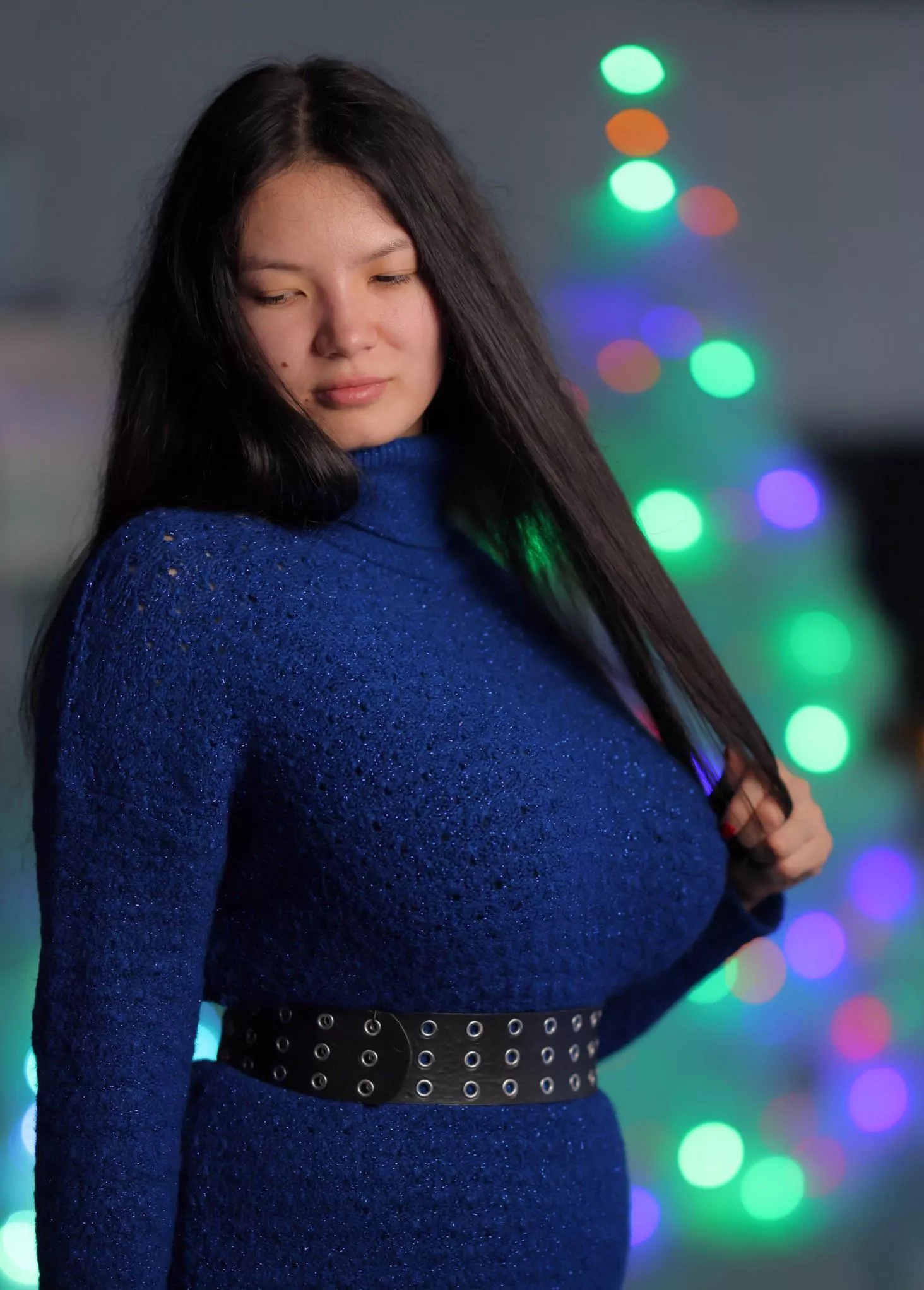 Stretching the dress posted by Freddys007