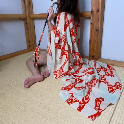 Strip naked and crawl to my feet 😈👣 by Tokyo_taylor_feet