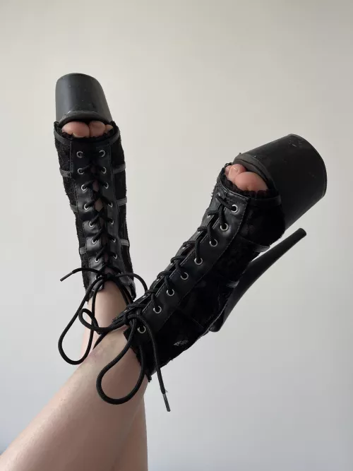 Strips🖤 by KathyMercury