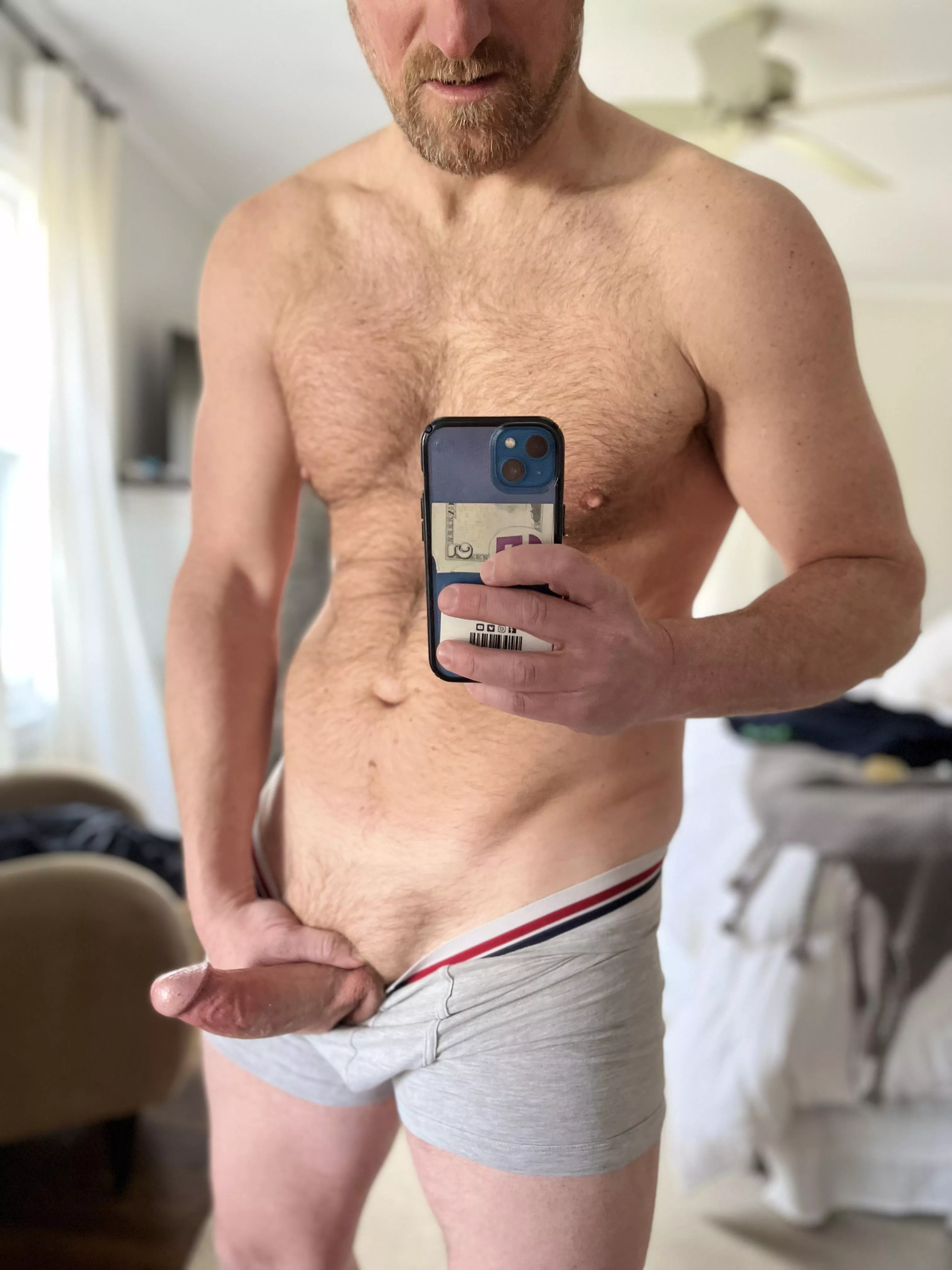 Stroking right now. Anyone want to take over? DM me. posted by filadilfia