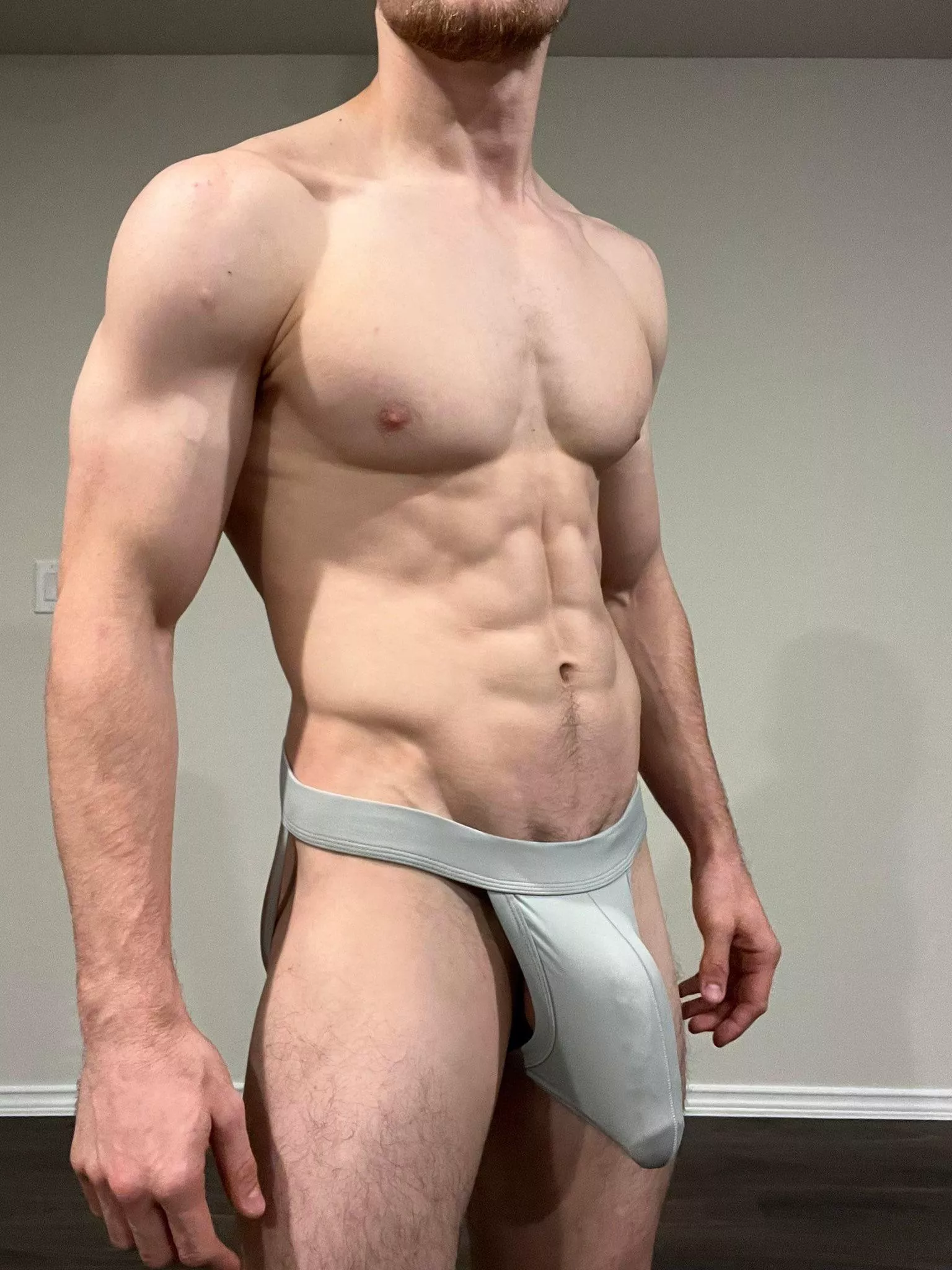 Strong body and a filled jock strap posted by justiin2302